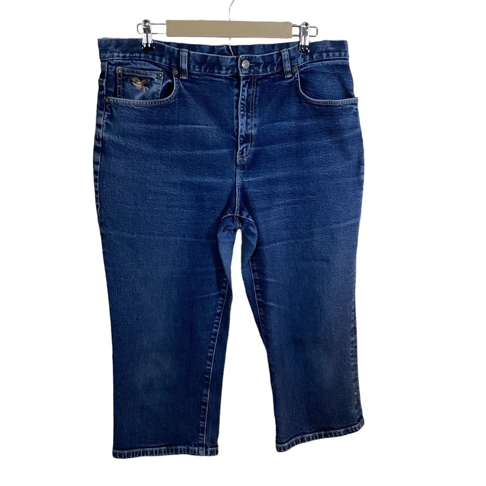 American Living Women’s Denim Distressed Capris.  Size 16